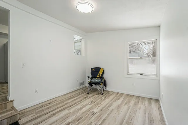 $232,000 | 328 Buchanan Avenue, Kalamazoo, MI 49001