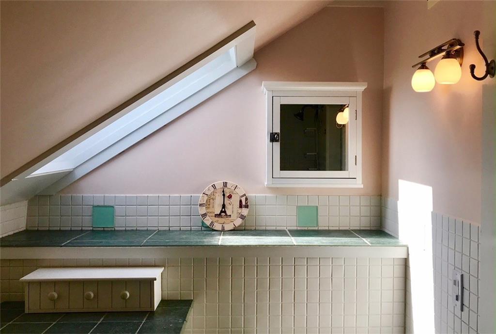 108 Park Street, Unit 5 Portland, ME 04101 - Photo 17 of 23 Photo
