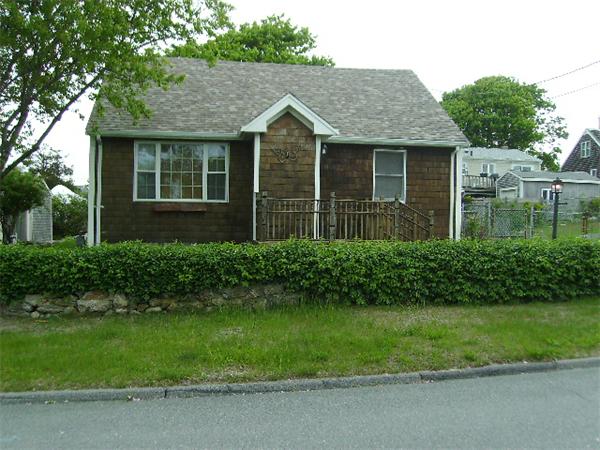 12 Jerusalem Road Fairhaven, MA 02719 - Photo 3 of 7 Gallery Image 3