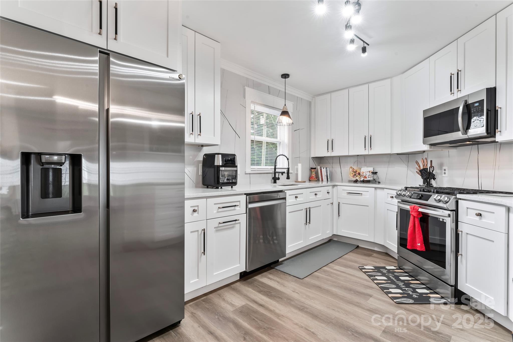 191 State Park Road Troutman, NC 28166 - Photo 2 of 29