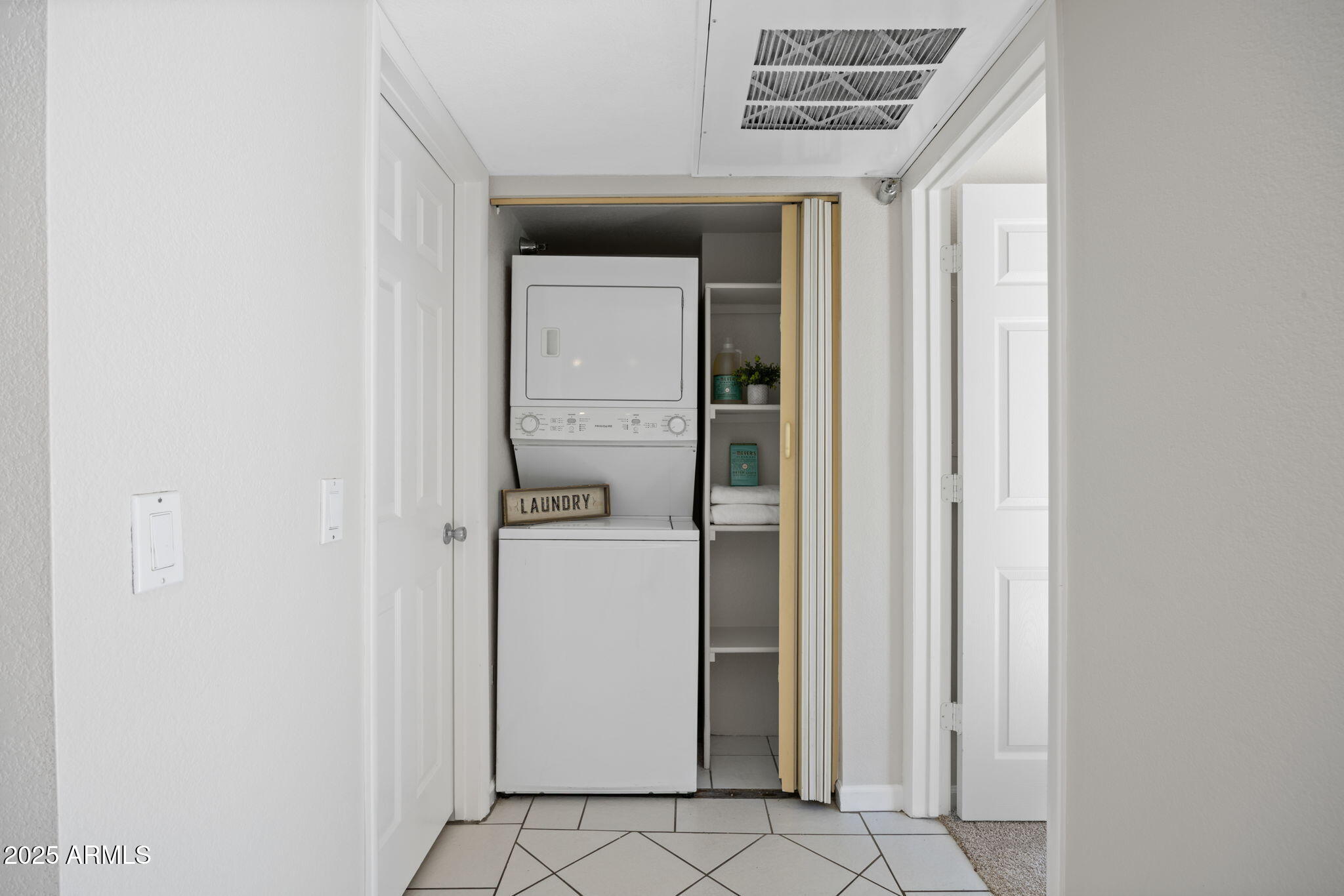 8020 East Thomas Road, Unit 112 Scottsdale, AZ 85251 - Photo 12 of 24 Laundry