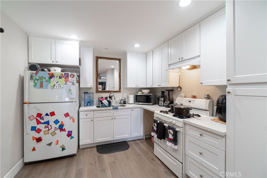 9324 Mandale Street Bellflower, CA 90706 - Photo 18 of 38