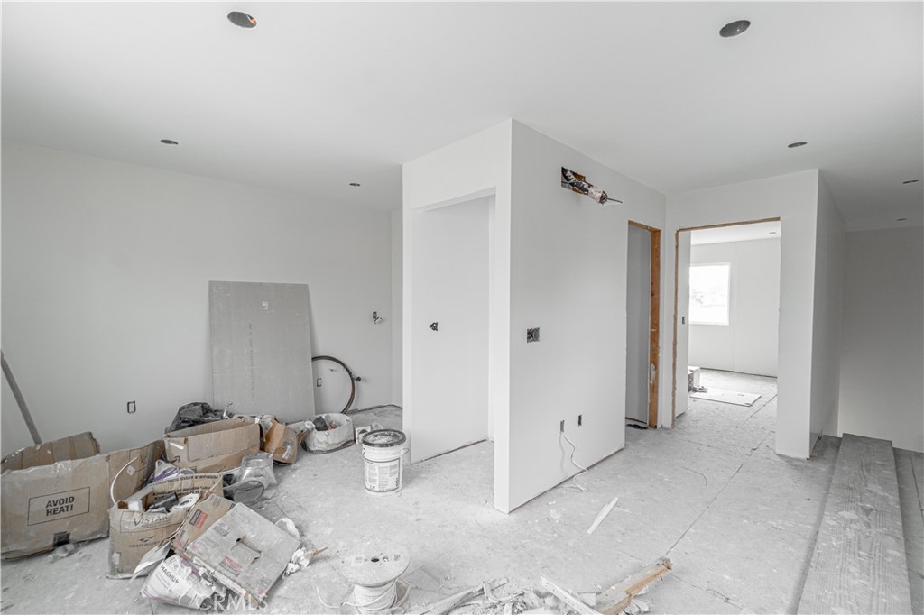 9324 Mandale Street Bellflower, CA 90706 - Photo 31 of 38