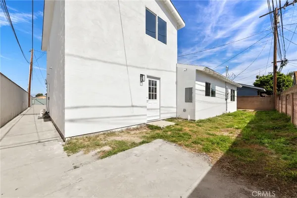 $1,599,900 | 9324 Mandale Street, Bellflower, CA 90706