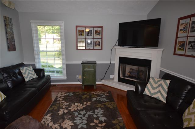 628 Cornwall Road Clarksville, TN 37043 - Photo 14 of 20 Cozy sitting area with fireplace in the family room