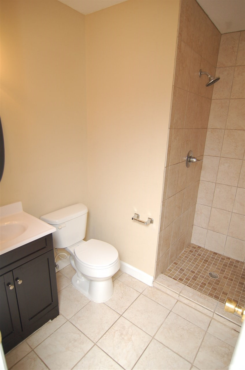 6806 Daltrey Court Raleigh, NC 27613 - Photo 10 of 16 Owner's bath
