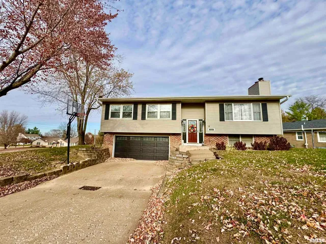 $219,000 | 1805 85th Avenue West, Rock Island, IL 61201