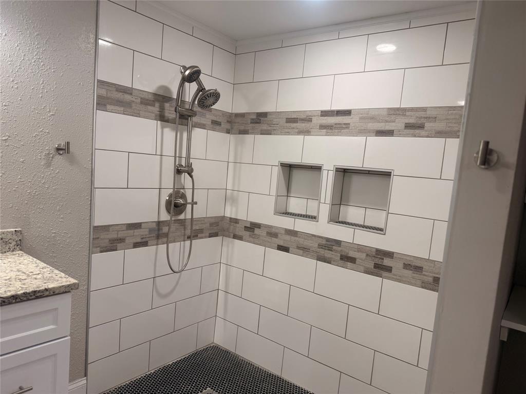 112 Myrtle Drive New Boston, TX 75570 - Photo 17 of 31