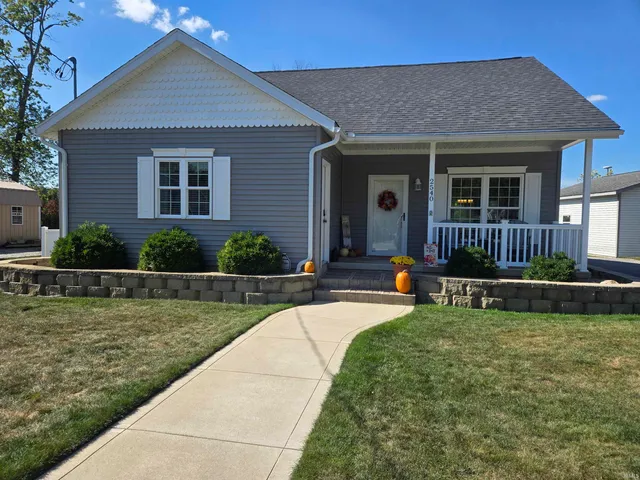 $239,900 | 2540 South Jarr Street, Albion, IN 46701