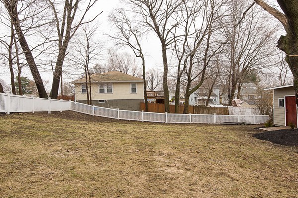 22 Holbrook Road Weymouth, MA 02191 - Photo 24 of 28 Gallery Image 24