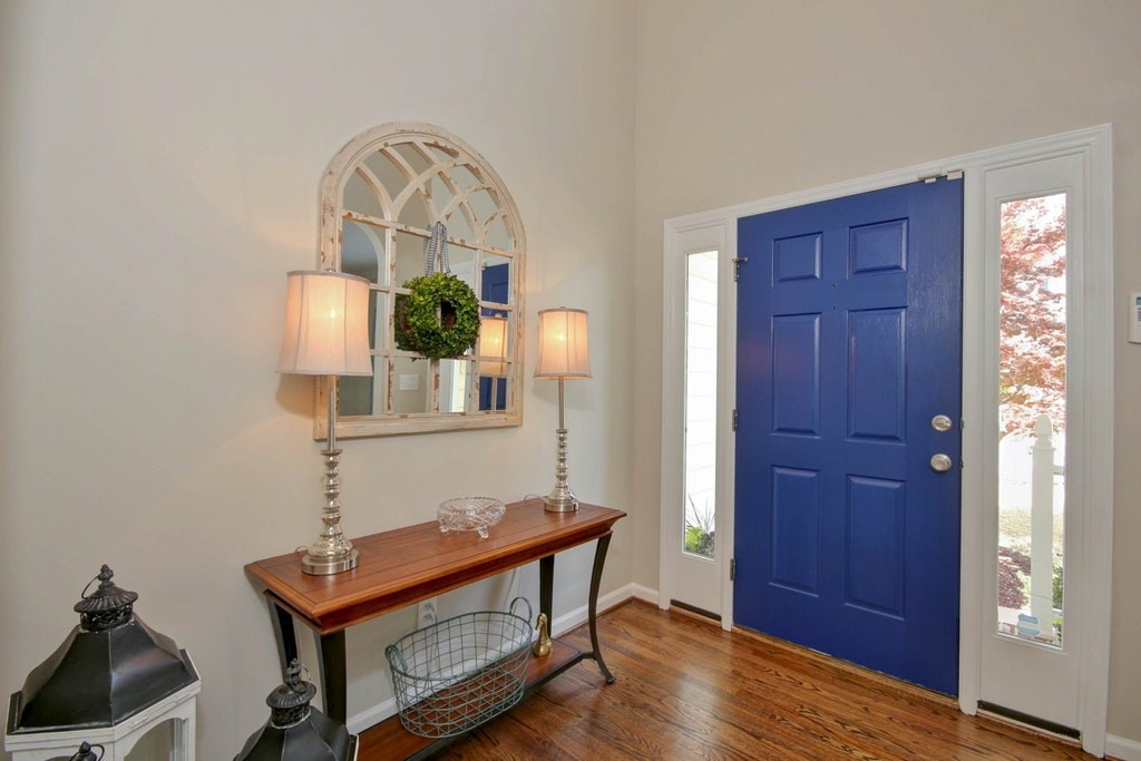 5505 Seafarer Court Raleigh, NC 27613 - Photo 3 of 25 Entry