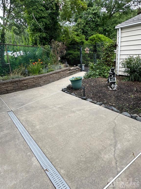 13 Parsons Road East Brunswick, NJ 08816 - Photo 3 of 39 a view of backyard with green space