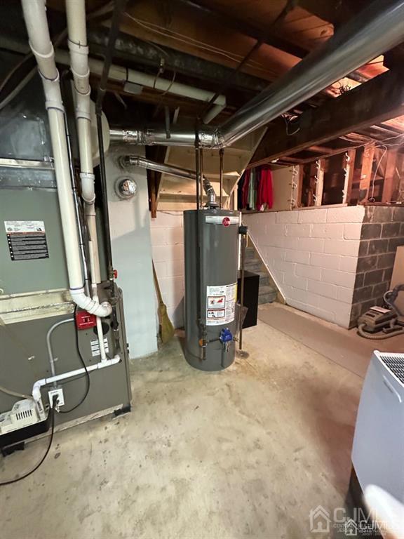 13 Parsons Road East Brunswick, NJ 08816 - Photo 34 of 39 a view of a room with gym equipment