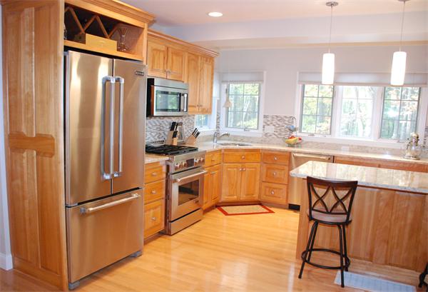 310 Arrow Head Road Marshfield, MA 02050 - Photo 4 of 26 Gallery Image 4