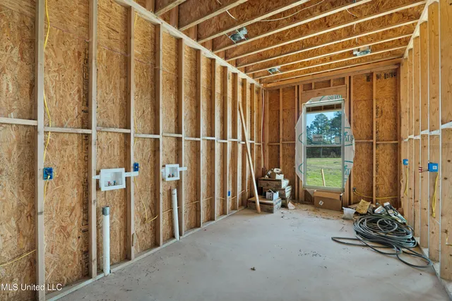 $865,000 | 121 Mack Cemetery Road, Prentiss, MS 39474