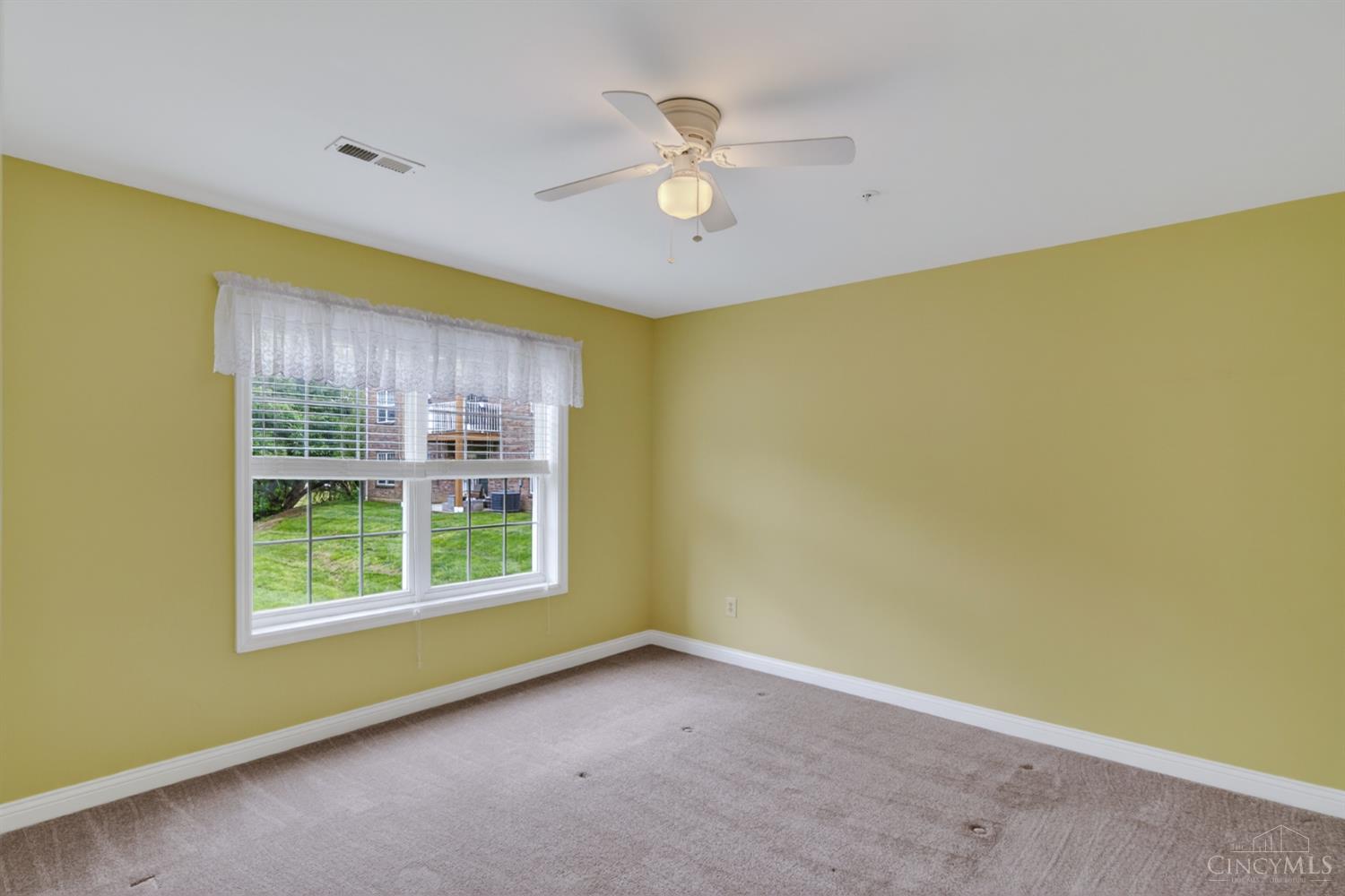 5694 Bridgetown Road, Unit 15 Cincinnati, OH 45248 - Photo 43 of 66 Gallery Image 43