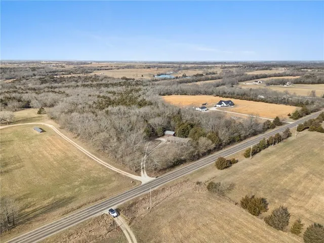 $275,000 | 1670 Vermont Road, Rantoul, KS 66079