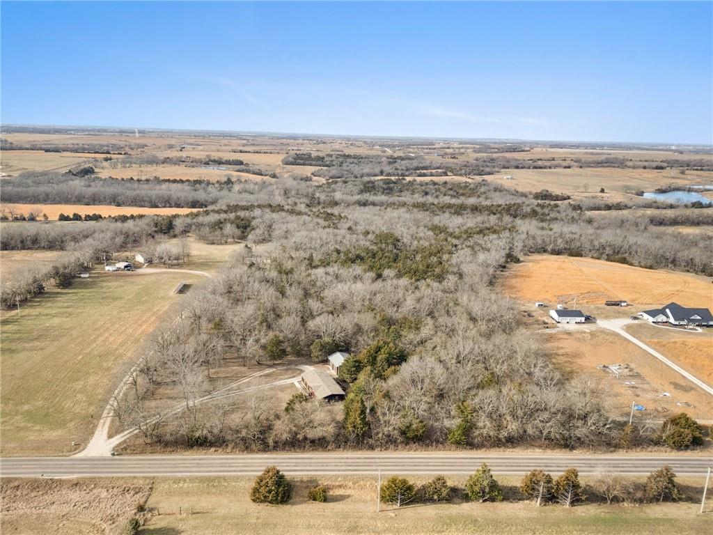 1670 Vermont Road Rantoul, KS 66079 - Photo 5 of 50