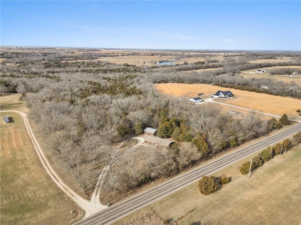 1670 Vermont Road Rantoul, KS 66079 - Photo 6 of 50