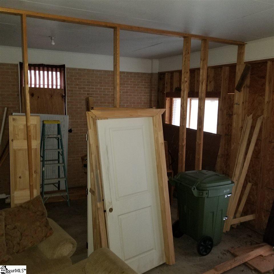 472 Johnson Road Central, SC 29630 - Photo 28 of 35 Gallery Image 28