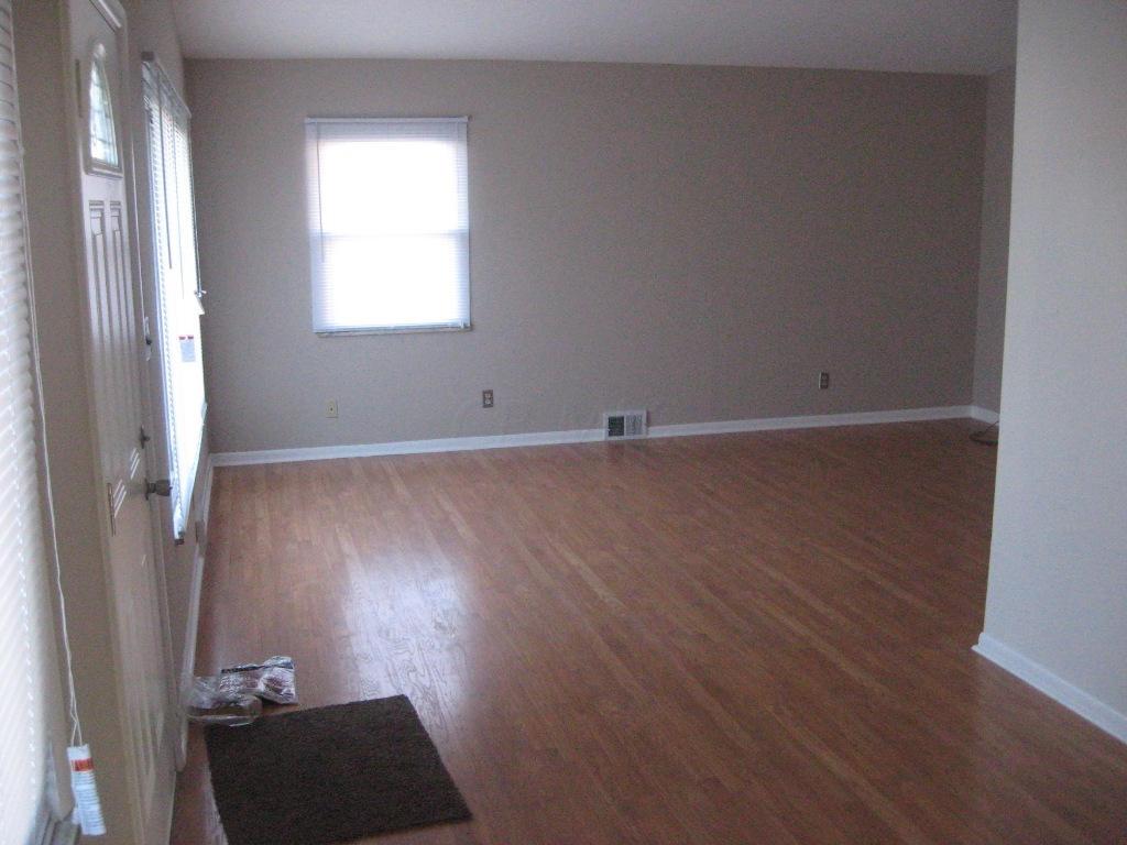 804 Brixham Road Columbus, OH 43204 - Photo 3 of 12