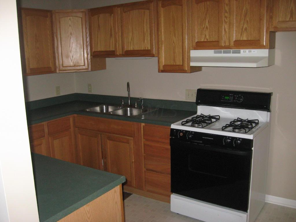 804 Brixham Road Columbus, OH 43204 - Photo 6 of 12
