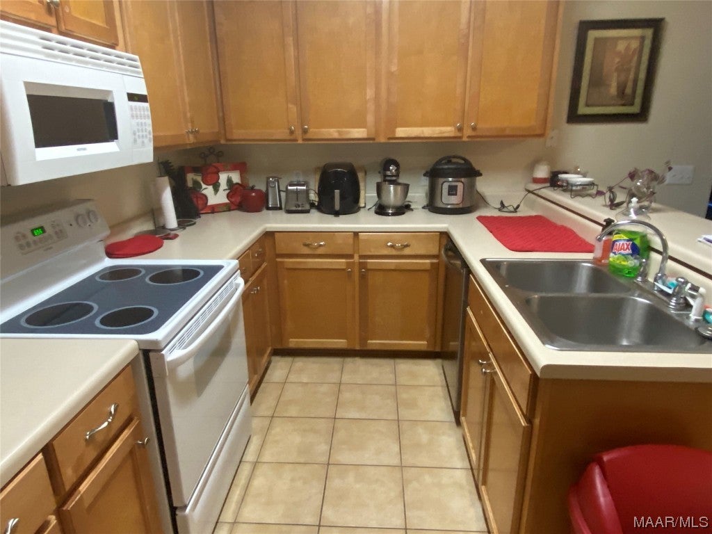 63 Courtyard Way Enterprise, AL 36330 - Photo 5 of 30 Gallery Image 5