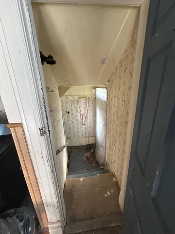 $59,900 | 304 South Broadway Avenue, Alden, MN 56009