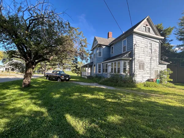 $49,900 | 304 South Broadway Avenue, Alden, MN 56009