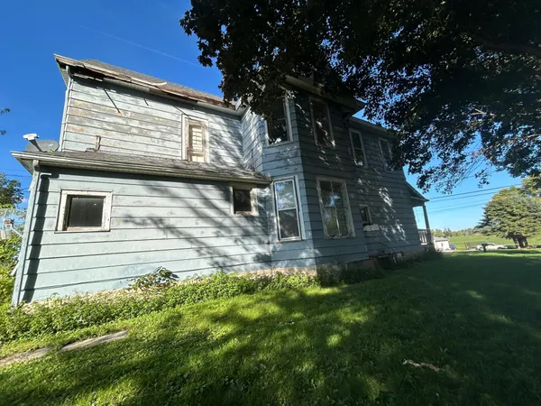 $49,900 | 304 South Broadway Avenue, Alden, MN 56009