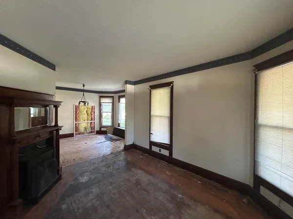 $49,900 | 304 South Broadway Avenue, Alden, MN 56009