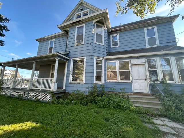 $59,900 | 304 South Broadway Avenue, Alden, MN 56009