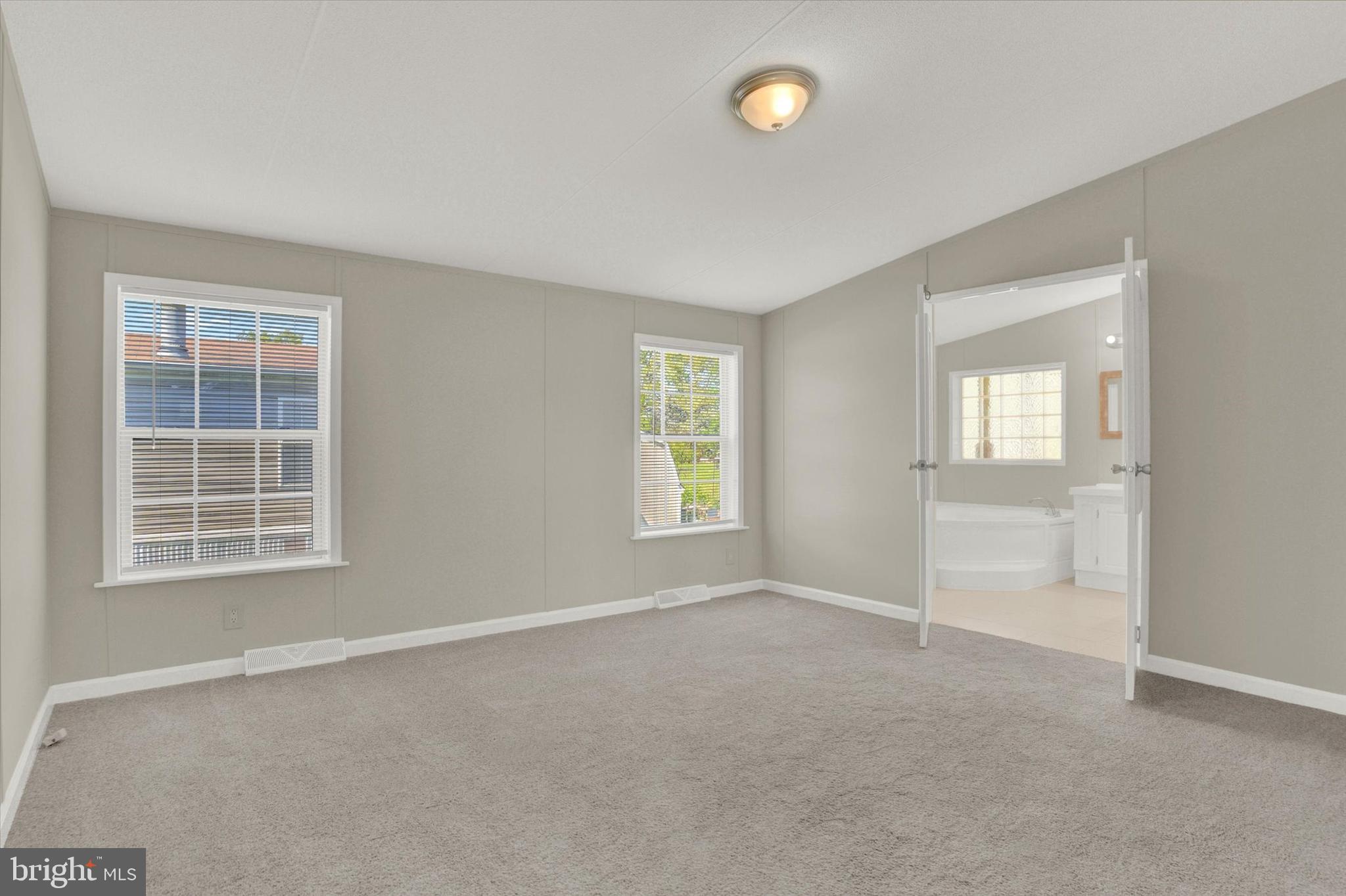 318 Rim Road Elizabethtown, PA 17022 - Photo 12 of 28 Gallery Image 12