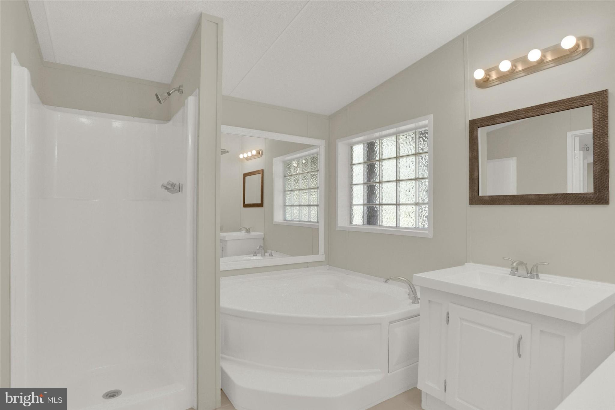 318 Rim Road Elizabethtown, PA 17022 - Photo 14 of 28 Gallery Image 14