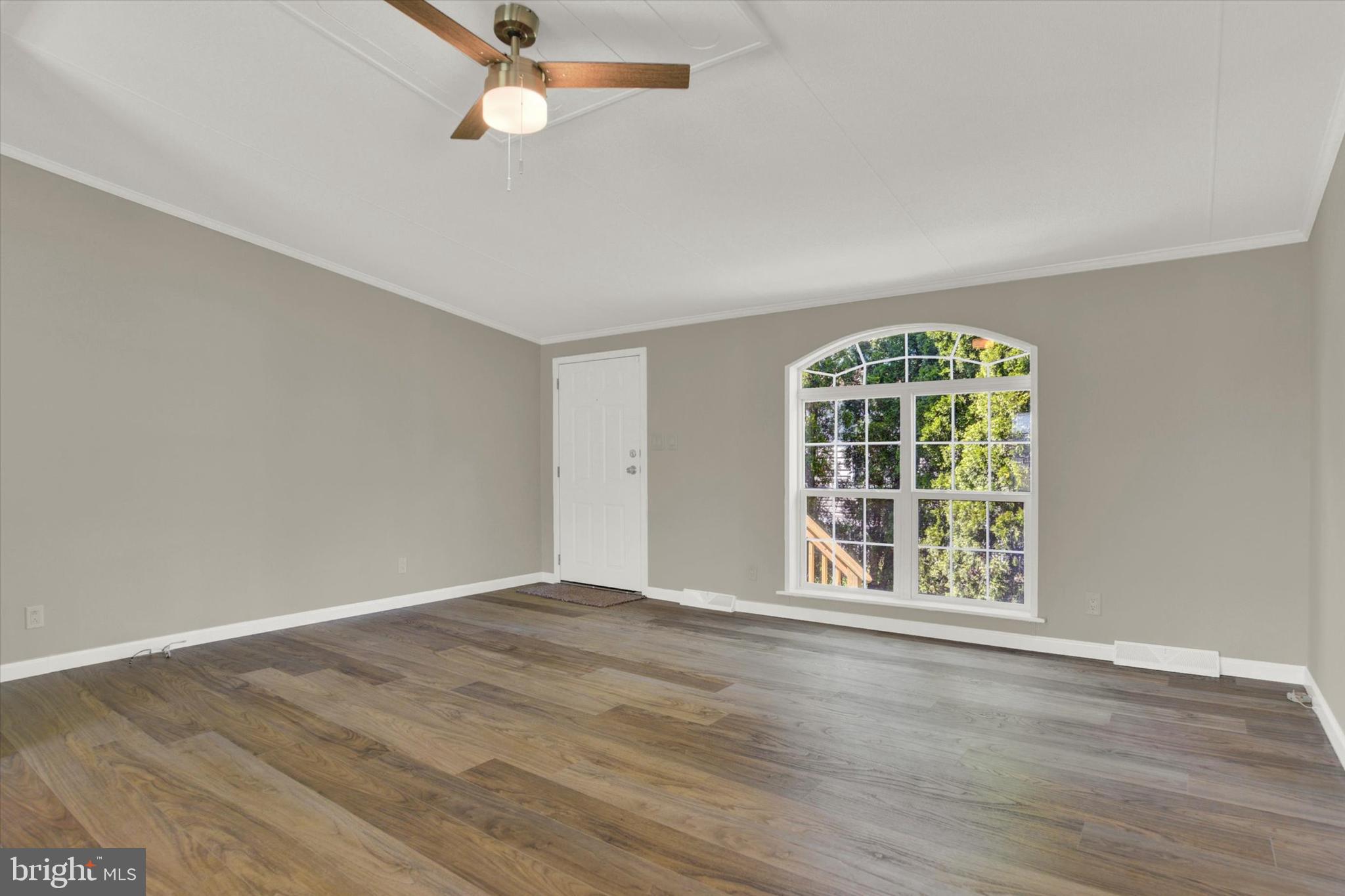 318 Rim Road Elizabethtown, PA 17022 - Photo 3 of 28 Gallery Image 3