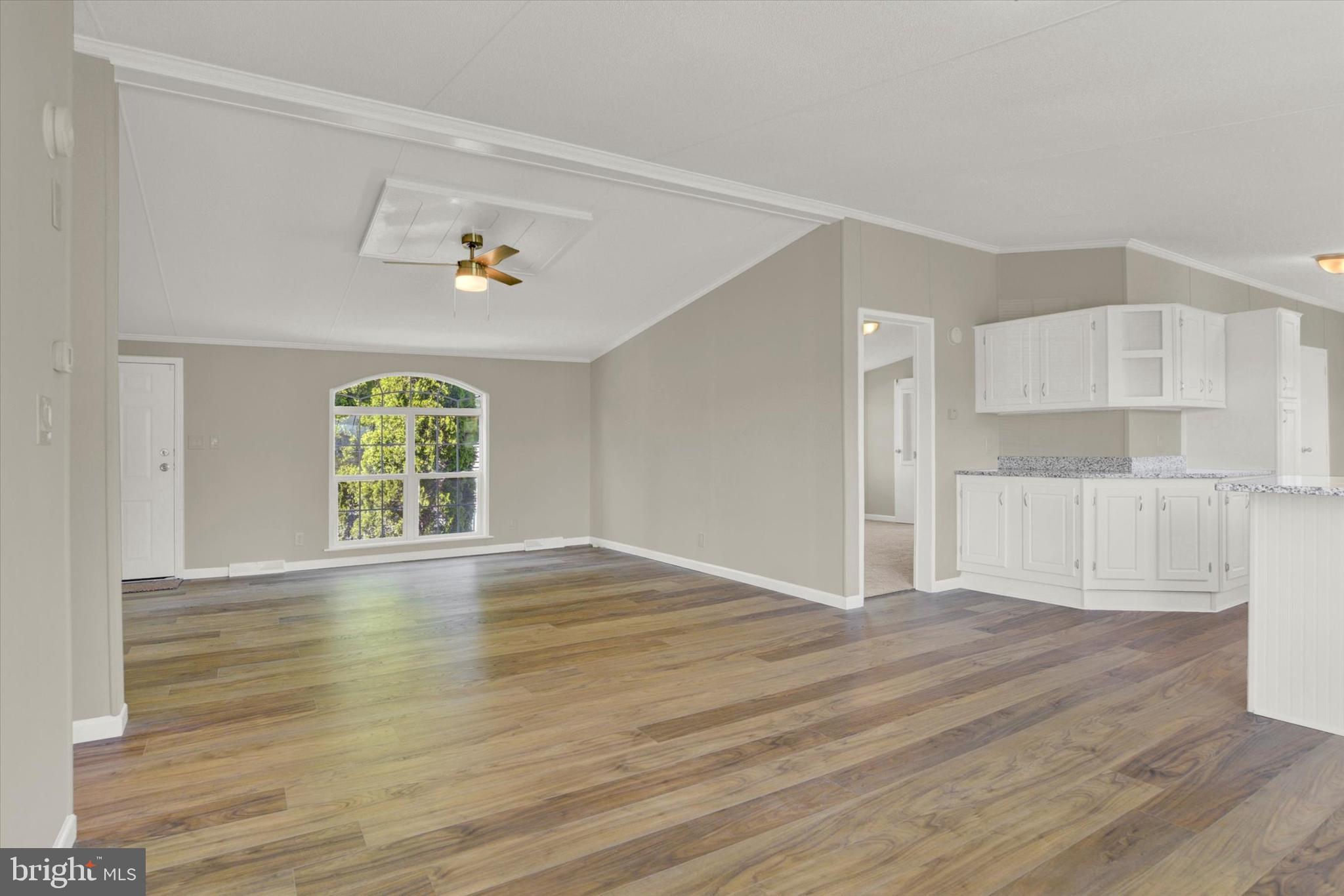 318 Rim Road Elizabethtown, PA 17022 - Photo 4 of 28 Gallery Image 4