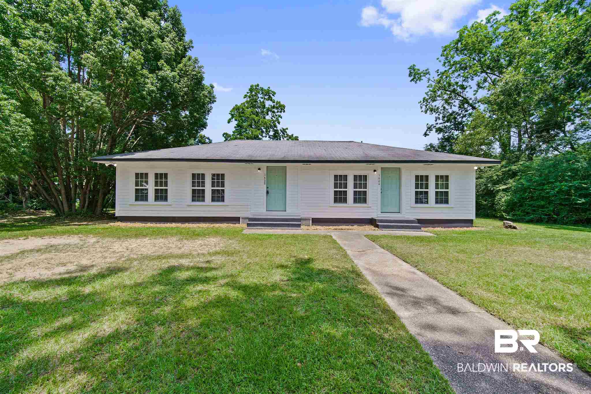 1604 Hand Avenue Bay Minette, AL 36507 - Photo 1 of 27