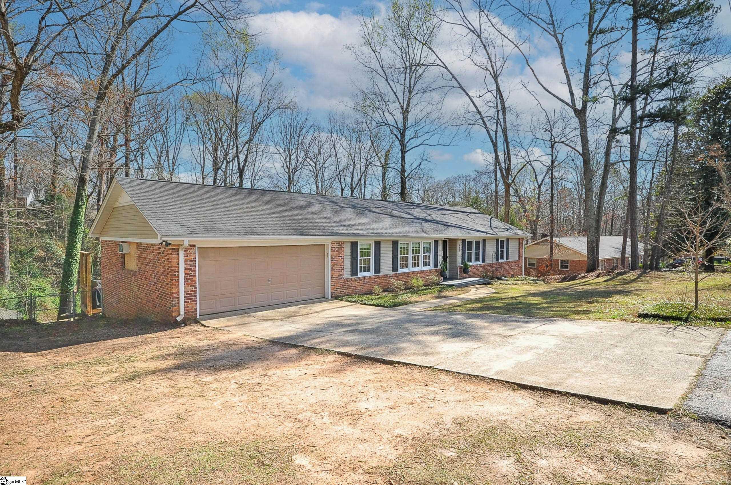 209 Tanner Road Taylors, SC 29687 - Photo 1 of 32 Gallery Image 1