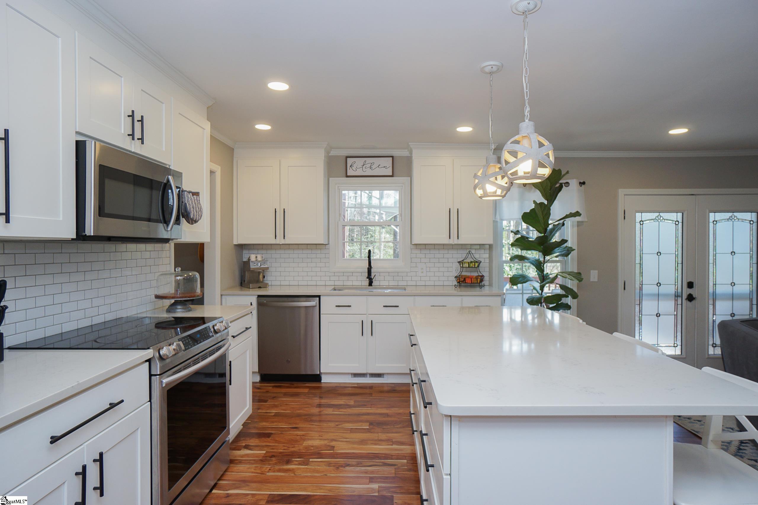 209 Tanner Road Taylors, SC 29687 - Photo 12 of 32 Gallery Image 12