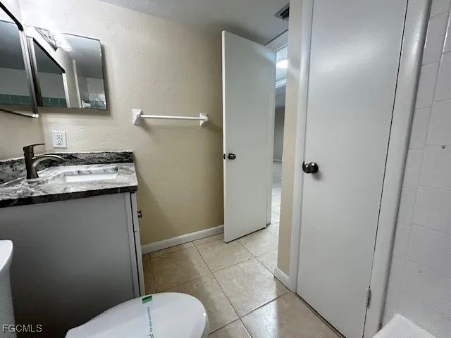 $135,000 | 4906 Victoria Drive, Unit 412, Cape Coral, FL 33904
