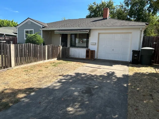 $324,000 | 3668 Lowry Drive, North Highlands, CA 95660