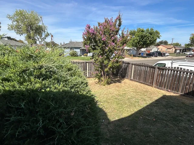 $324,000 | 3668 Lowry Drive, North Highlands, CA 95660