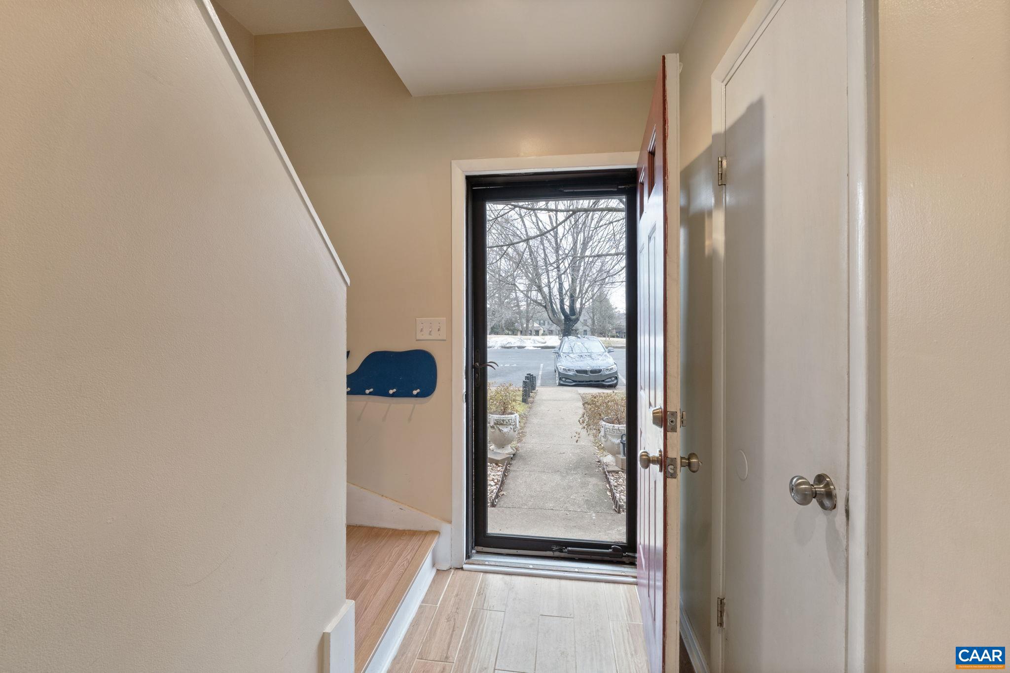 782 Merion Greene Charlottesville, VA 22901 - Photo 5 of 32