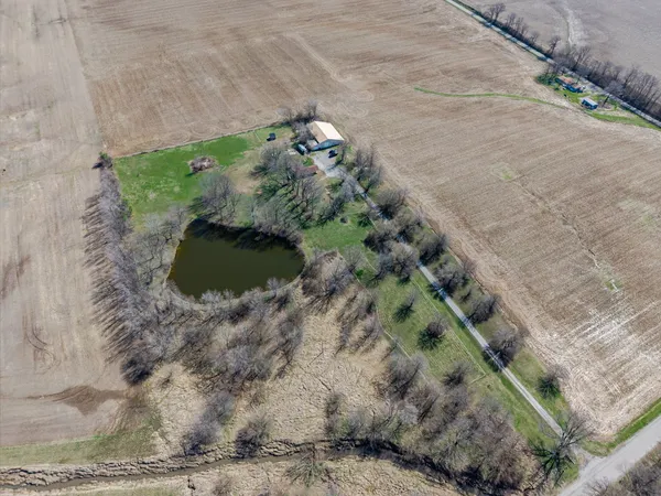 $250,000 | 11047 Boadies Lazy Acres Lane, Trenton, IL 62293