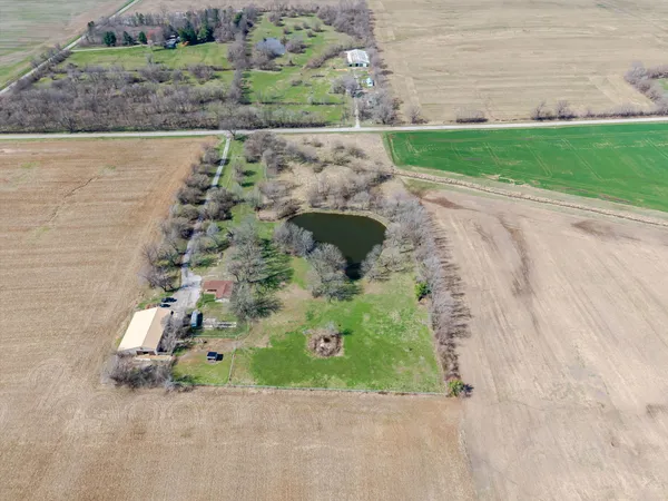 $250,000 | 11047 Boadies Lazy Acres Lane, Trenton, IL 62293