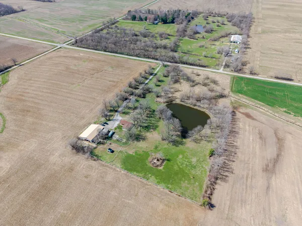 $250,000 | 11047 Boadies Lazy Acres Lane, Trenton, IL 62293