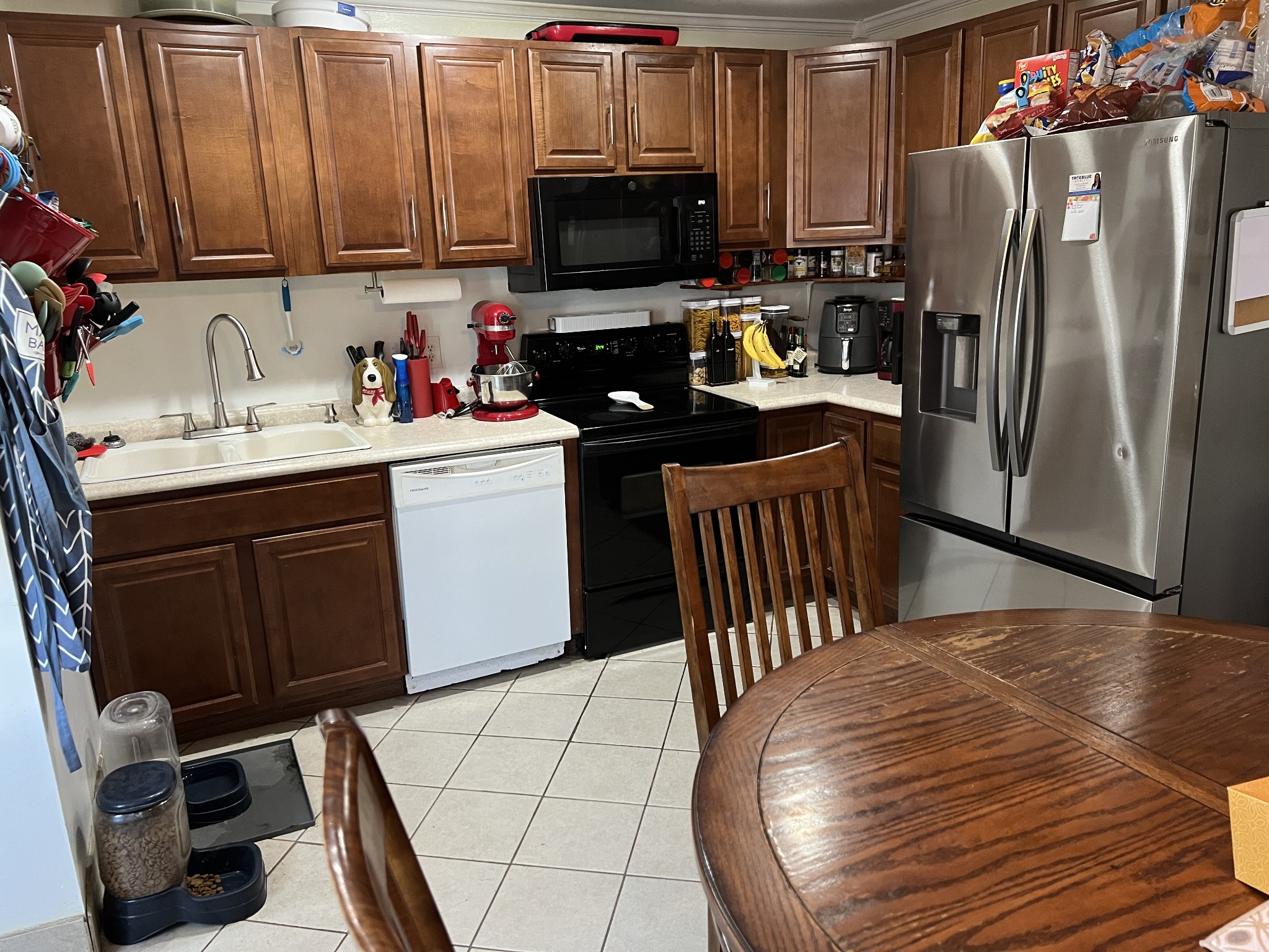 431 Elm Street Baxter, TN 38544 - Photo 14 of 22 a kitchen with a sink appliances and cabinets
