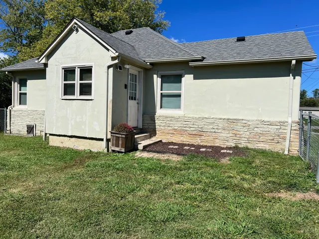 a view of backyard of house