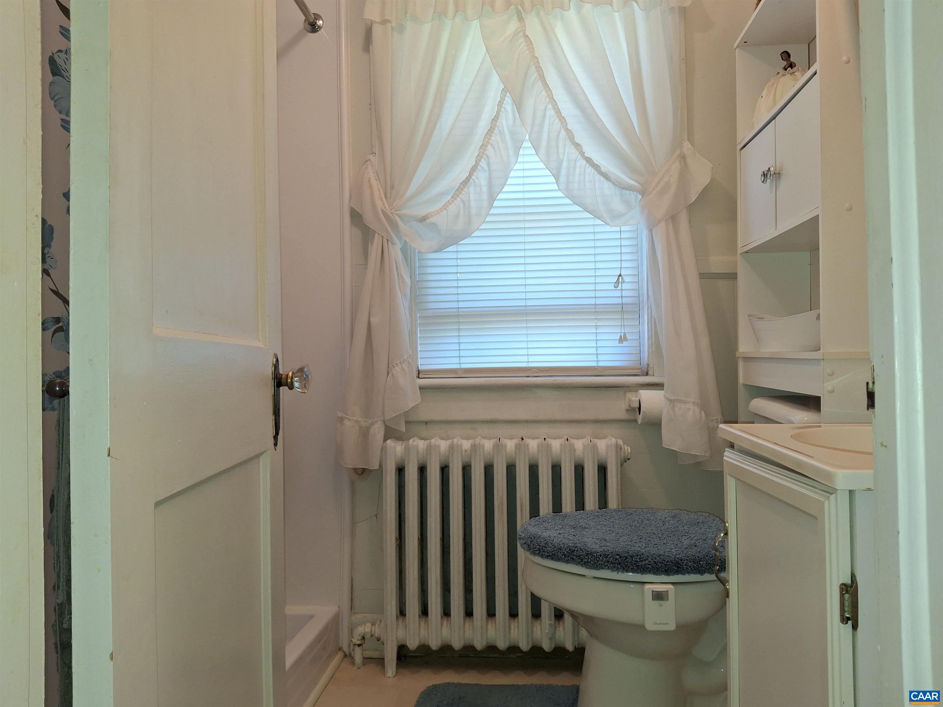346 Port Republic Road Waynesboro, VA 22980 - Photo 12 of 19