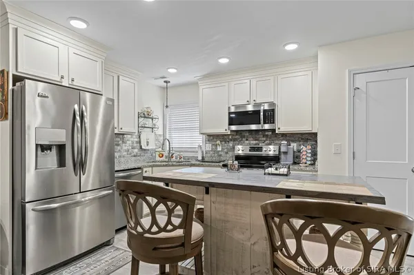 $280,000 | 1557 Willow Shore Drive, Scottsburg, IN 47170